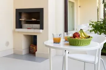 Sirmione Halldis Apartments