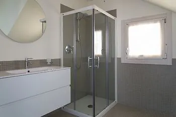 Sirmione Halldis Apartments
