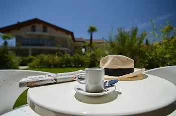Sirmione Halldis Apartments 0*,  Italia